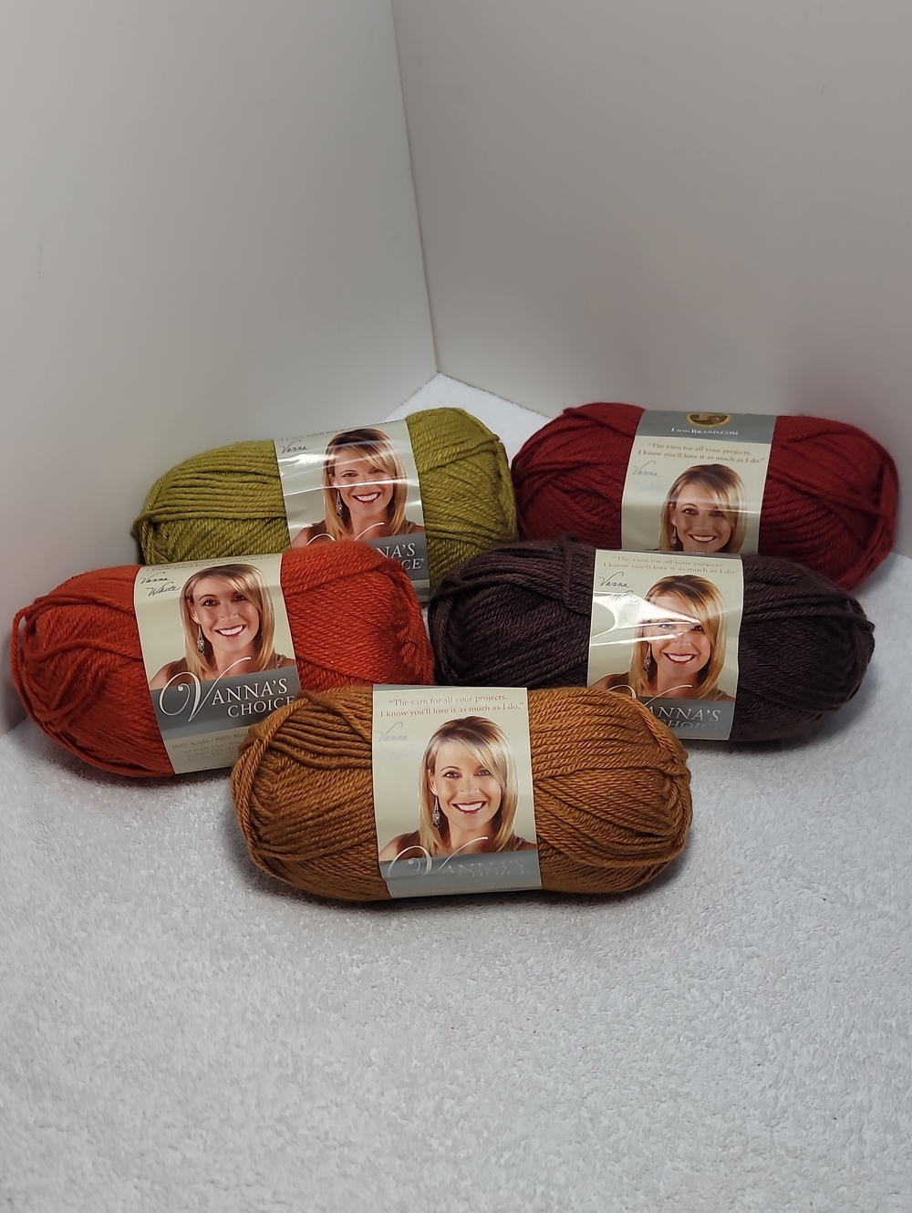 Vanna's Choice Yarn 5 Skeins NWOT